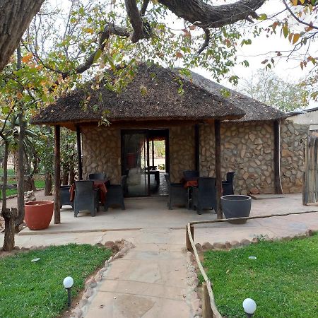 Kaoko Mopane Lodge & Campsite Opuwo 外观 照片